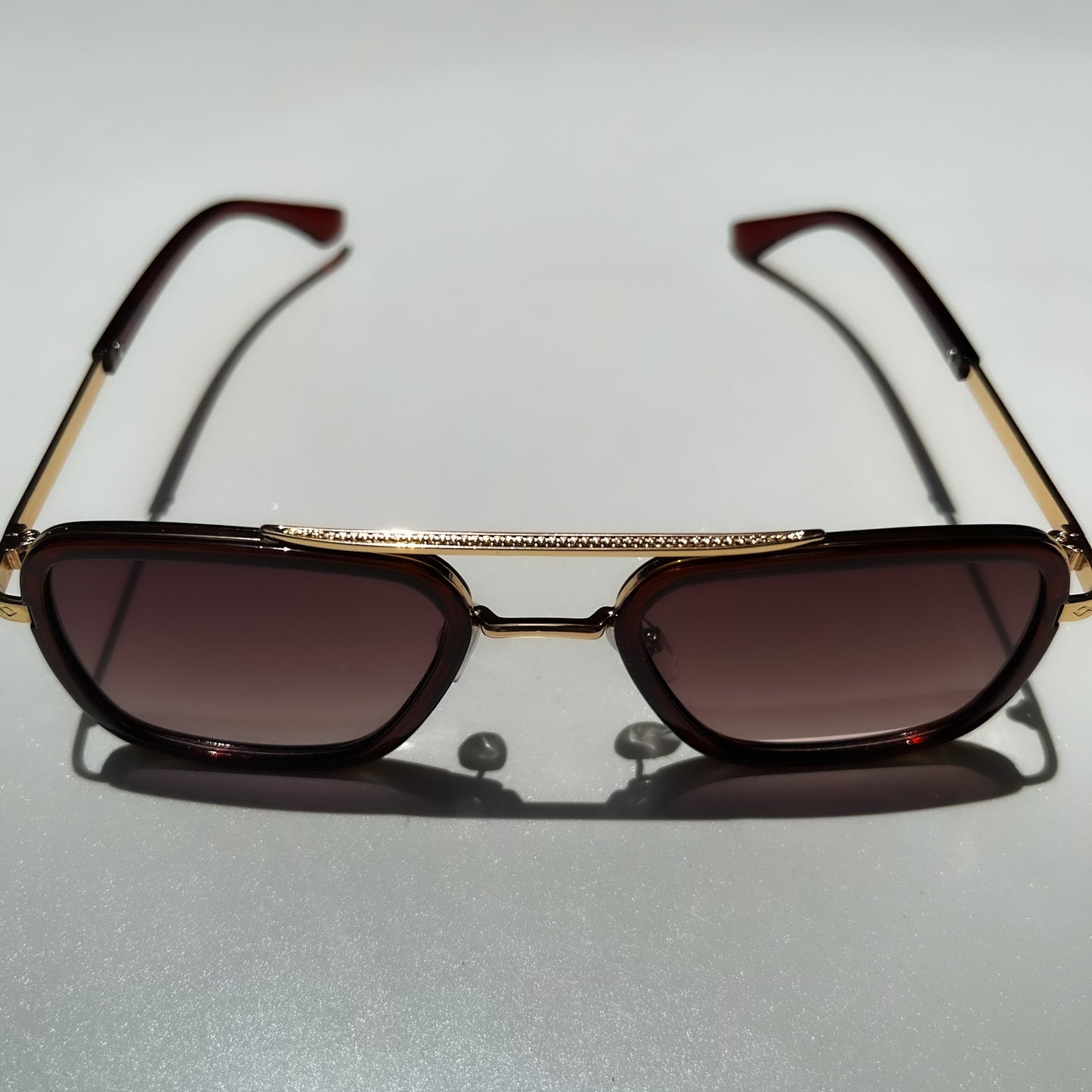 VINTAGE GLASSES: BROWN AVIATOR