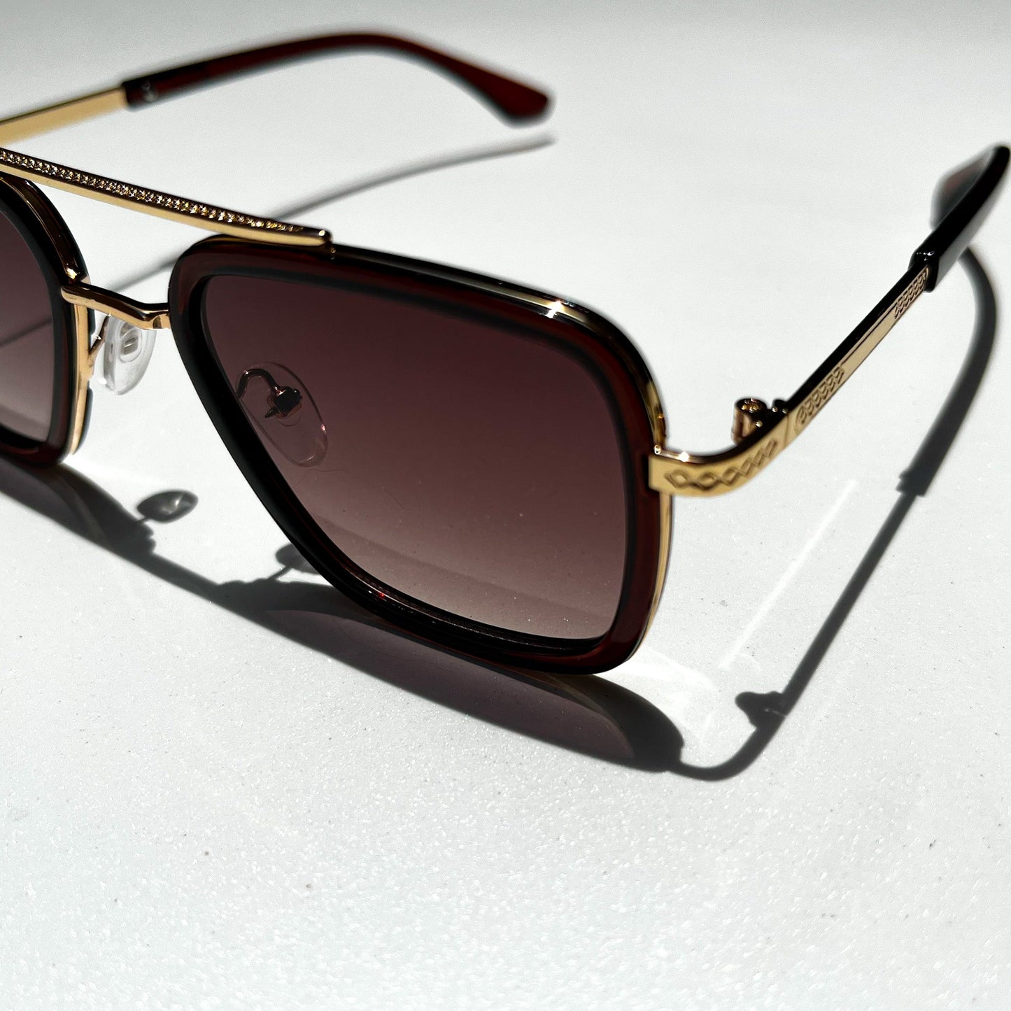 VINTAGE GLASSES: BROWN AVIATOR