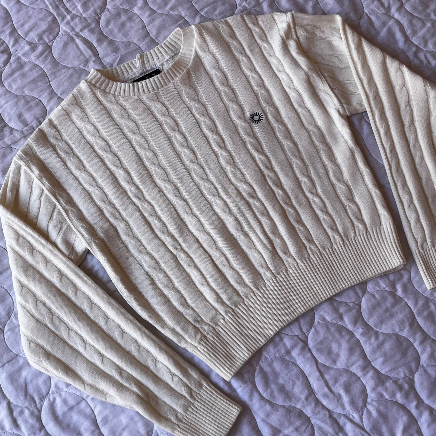 WOMEN'S CABLE-KNIT COTTON SWEATER