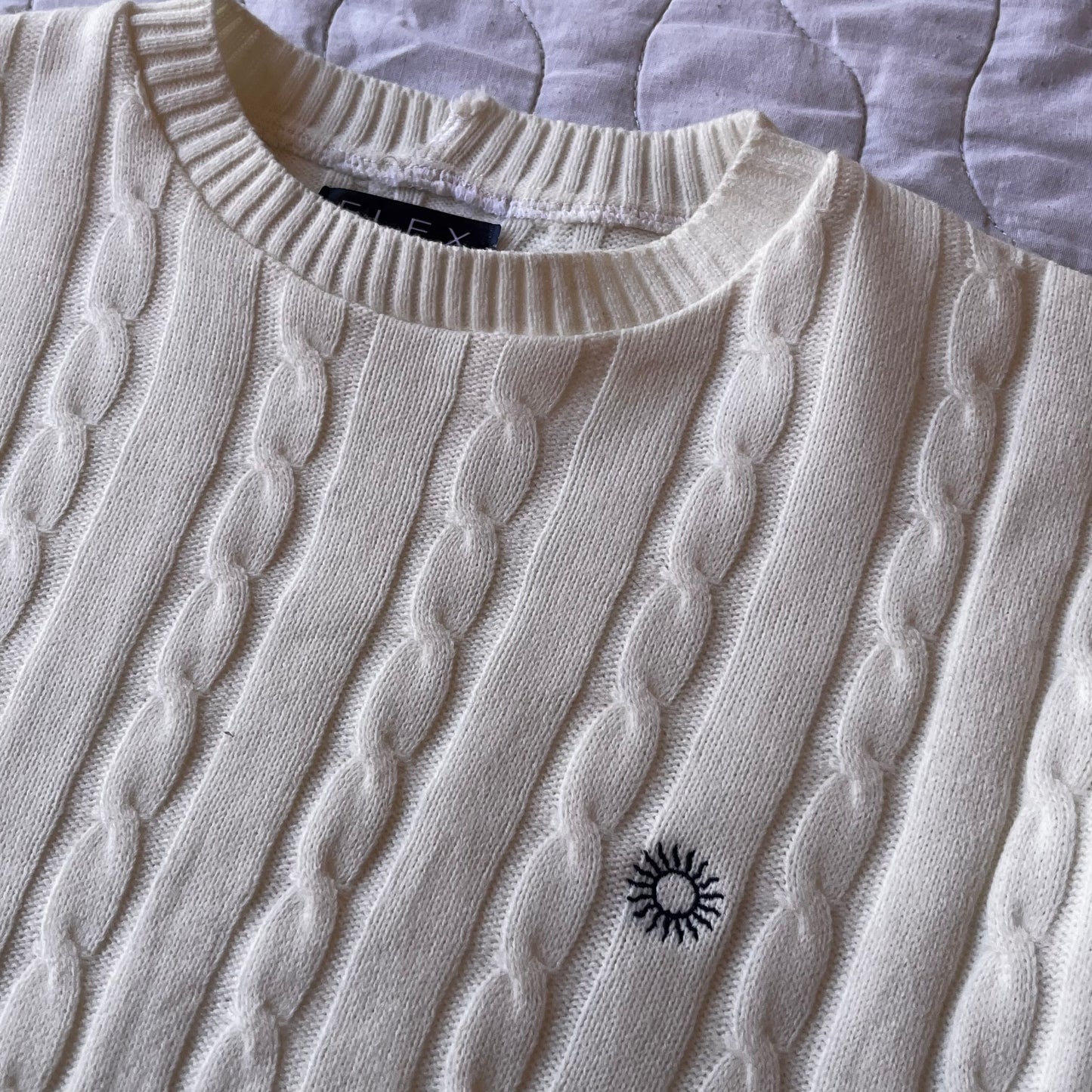 WOMEN'S CABLE-KNIT COTTON SWEATER