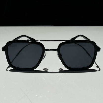 VINTAGE GLASSES: BLACK AVIATOR