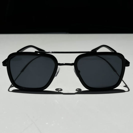 VINTAGE GLASSES: BLACK AVIATOR