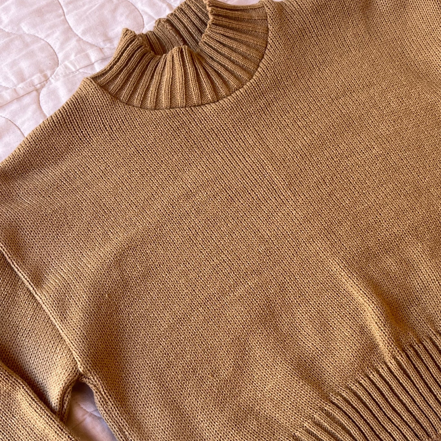 WOMEN'S TURTLE NECK KNIT COTTON TOP
